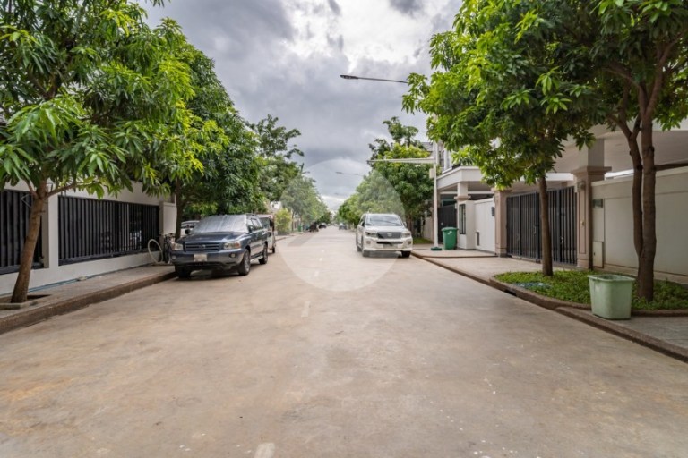 230925100638c21d Borey PH60m for rent 25 850x567.tab  768x512