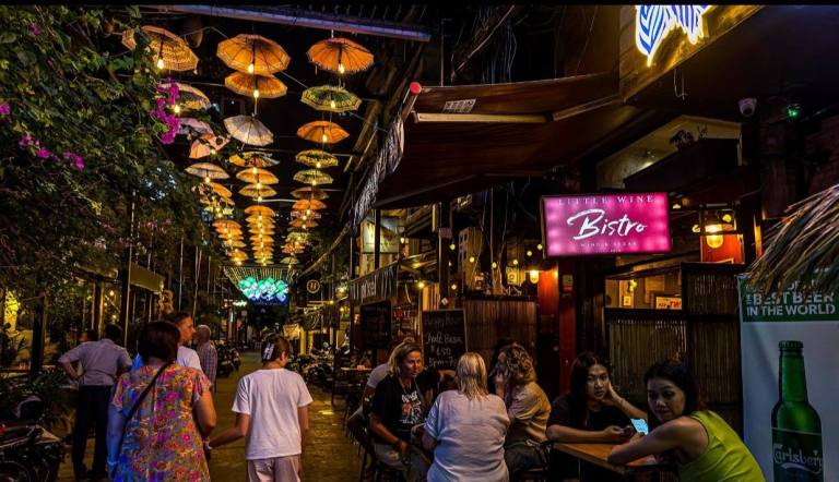Cambodia's Evolving Laneways: A Vibrant Blend of Nightlife