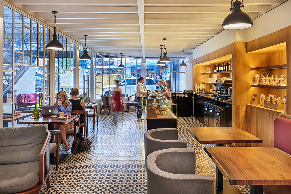 Exploring Art and Flavor at Java Creative Cafe